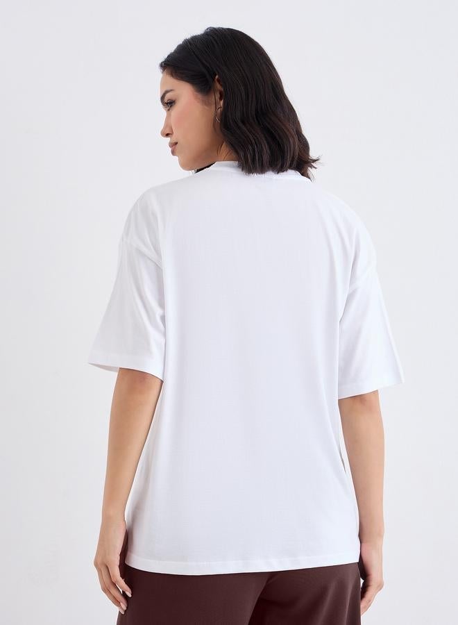 Styli Women White Exaggerated Shoulder Oversized T-Shirt - Image 4